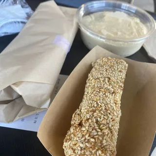 Hummus & Bread