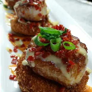 SEARED DAYBOAT SCALLOPS