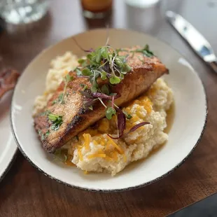 Salmon and Grits (sub for Shrimp and Grits)
