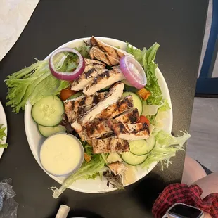 Garden salad with chicken