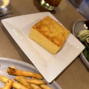 Grit Cake