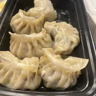 Chicken Momos (6 pcs)