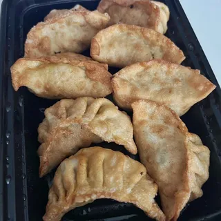 Fried Chicken Momos (6 pcs)