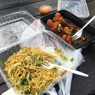 Vegetarian Chow Mein