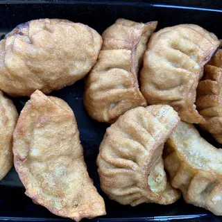 8 Piece Fried Chicken Momos