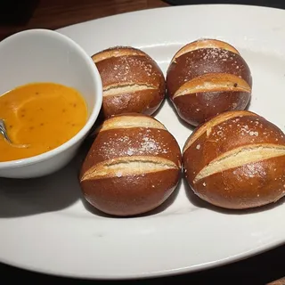 Pretzel Bites