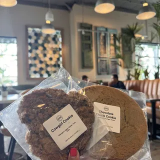 Chocolate Chunk Cookie (Butter-Free)