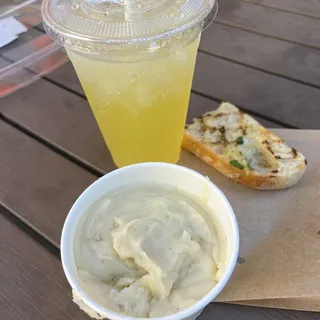 Stubborn Soda Pineapple Cream Soda