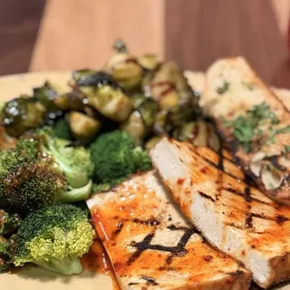 Chili Glazed Grilled Tofu Bowl