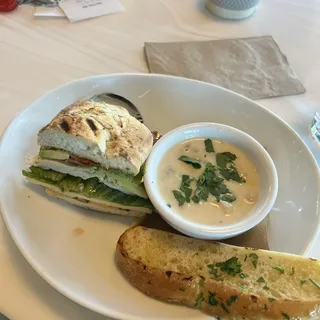 Cup - Seafood Chowder