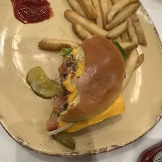 Grass Fed Cheeseburger Fries
