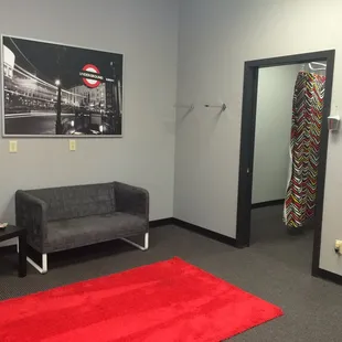 Dressing Room sitting area