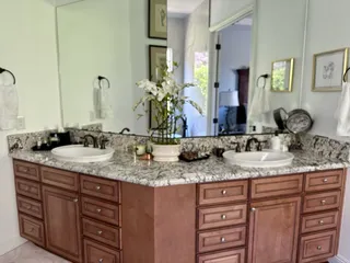 Napa Valley Pottery & Floral