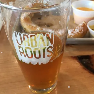 Luna de Miel 4-Pack (16 oz. Cans)