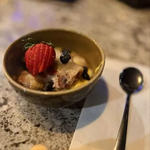 Zabaglione spring roll (Retired dessert as of December)