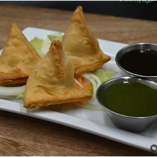 VEGETABLE SAMOSA!