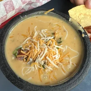 Large Queso and Chips