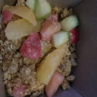 Yogurt and granola
