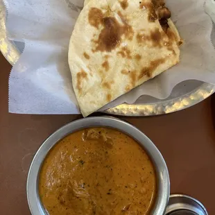 Chicken Shahi Korma, Naan
