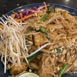 Vegetable Classic Pad Thai