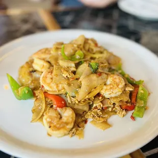 ramen and noodles, noodle soup, food, noodle dish, ramen, noodles