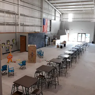 Oklahoma&apos;s Largest Axe Throwing Venue!