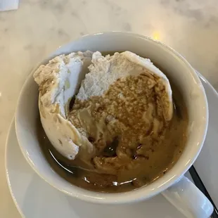 Affogato / banana nut gelato