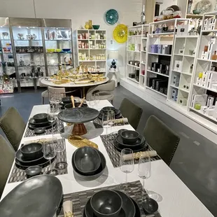 Tabletop, home fragrance and gifts