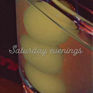 an image of a glass of lemonade