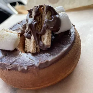 S&apos;mores donut