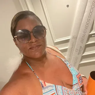 Dana H.