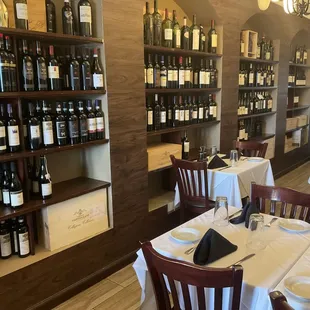 Urbano&apos;s huge wine selection