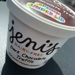 jeni's dairy-free ice cream