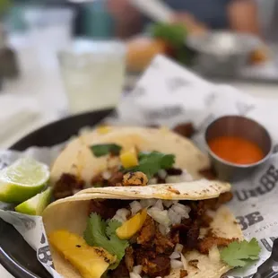 TACO AL PASTOR