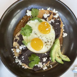 HUEVOS RANCHEROS