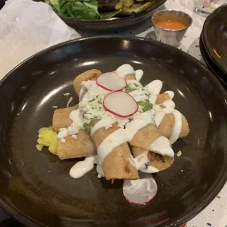 TAQUITOS DE POLLO