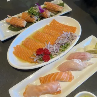 Screaming Salmon Roll