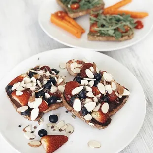 Housemade sunbutter spread!! Yummmm