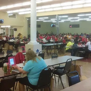 a large room full of people