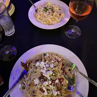 Top : Alfredo , bottom : chicken Linguini With Chicken &amp; Goat Cheese Alla Susan