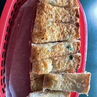 Basil Garlic Cheese Bread