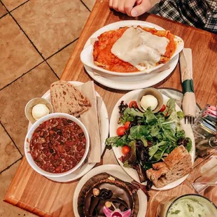 Chili , chocolate cake , salad , lasagna
