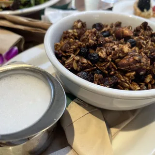 Urth Granola Bowl