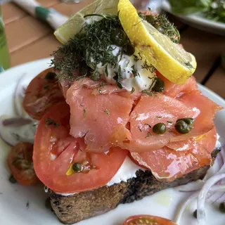 Natural Smoked Salmon (Lox)