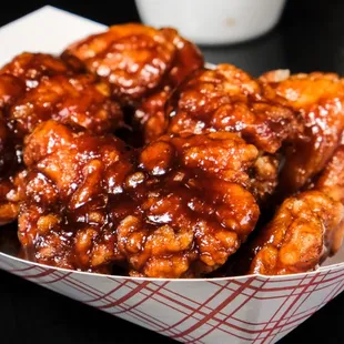 BBQ boneless wings