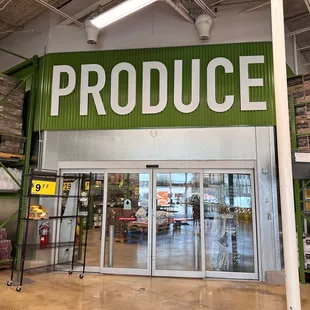 produce store
