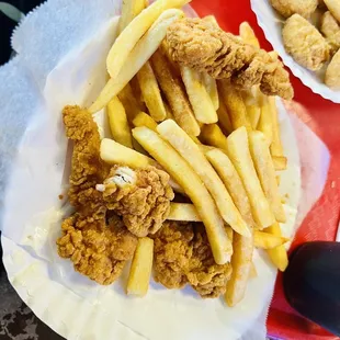 3 Pcs Chicken Tender w/ Fries 6 Piece Chicken Nuggets w/fries
