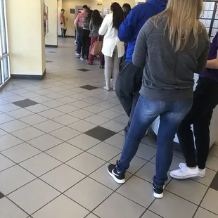 An hour wait to pick up your mail or package at the sandy creek post office no matter what date or time you go