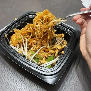 chicken pad thai