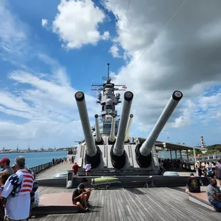 Gun turrets from the dangerous side